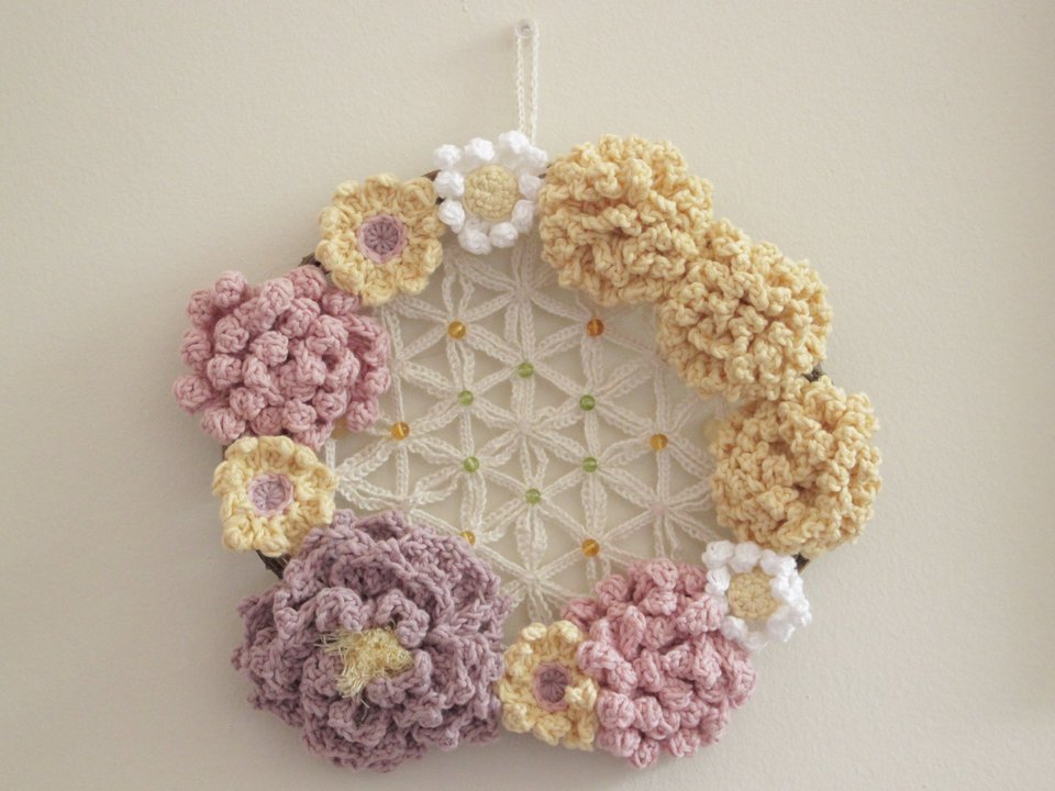 Leo Crystal Healing Wreath